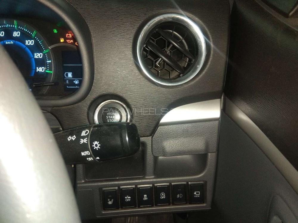 Suzuki Wagon R 2015 for Sale in Karachi Suzuki Wagon R 2015 for Sale in Karachi Image-8