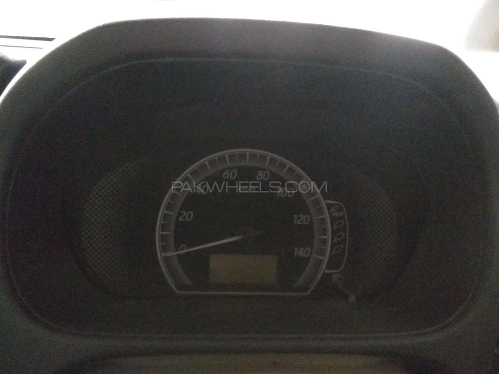 Nissan Roox 2014 for Sale in Karachi Nissan Roox 2014 for Sale in Karachi Image-4