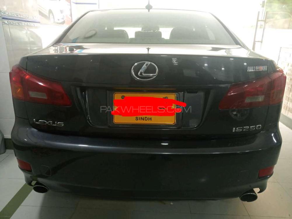 Lexus IS 2005 for Sale in Karachi Lexus IS 2005 for Sale in Karachi Image-16