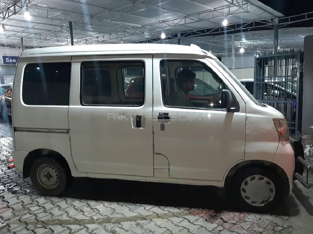 Daihatsu Hijet 2009 for Sale in Lahore Daihatsu Hijet 2009 for Sale in Lahore Image-2