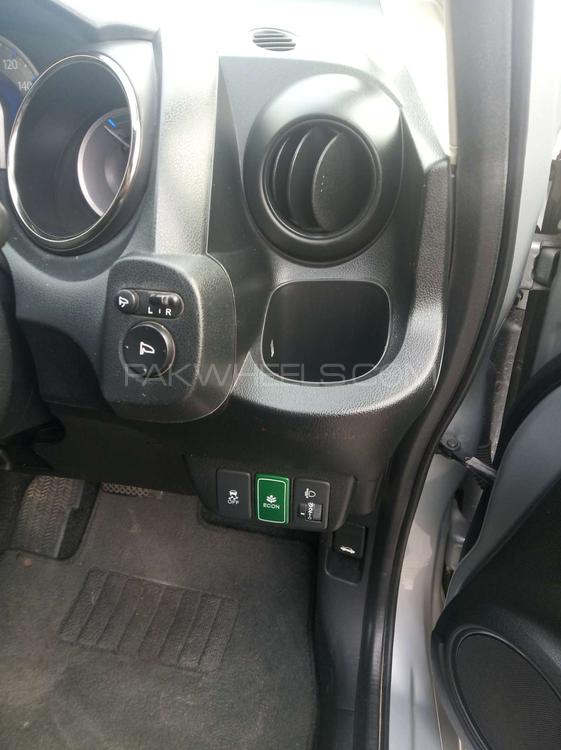 Honda Fit 2014 for Sale in Gujranwala Honda Fit 2014 for Sale in Gujranwala Image-10
