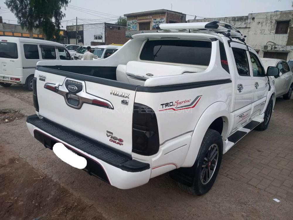 Toyota Hilux 2013 for Sale in Gujranwala Toyota Hilux 2013 for Sale in Gujranwala Image-3