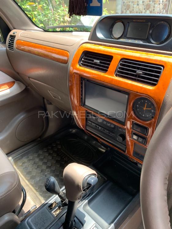 ٹویوٹا پراڈو 2001 for Sale in اسلام آباد ٹویوٹا پراڈو 2001 for Sale in اسلام آباد Image-12