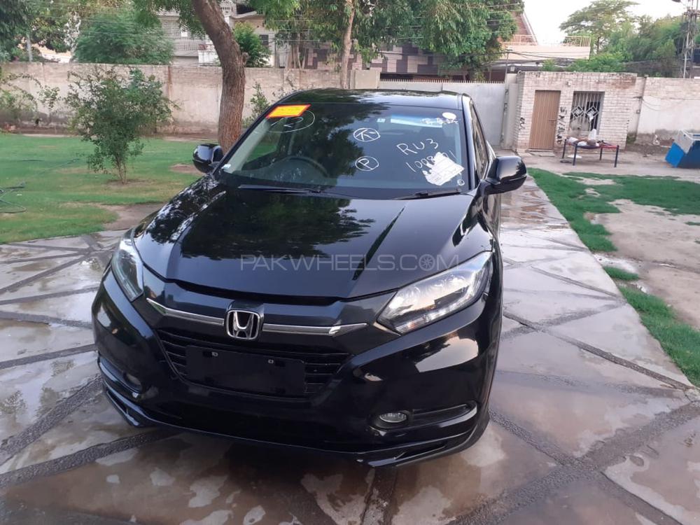 Honda Vezel 2014 for Sale in Multan Image-1