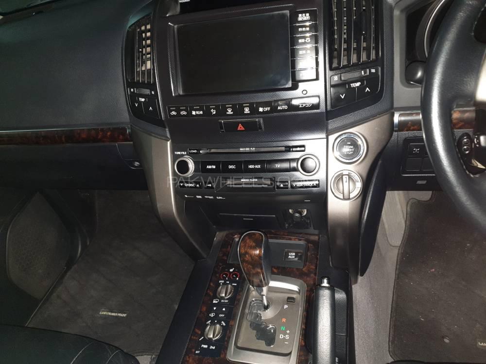 Toyota Land Cruiser 2011 for Sale in Islamabad Toyota Land Cruiser 2011 for Sale in Islamabad Image-3