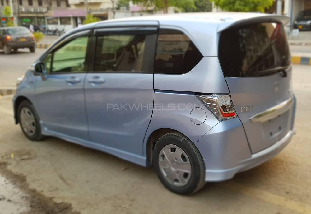 Honda Freed 2012 for Sale in Karachi Honda Freed 2012 for Sale in Karachi Image-2
