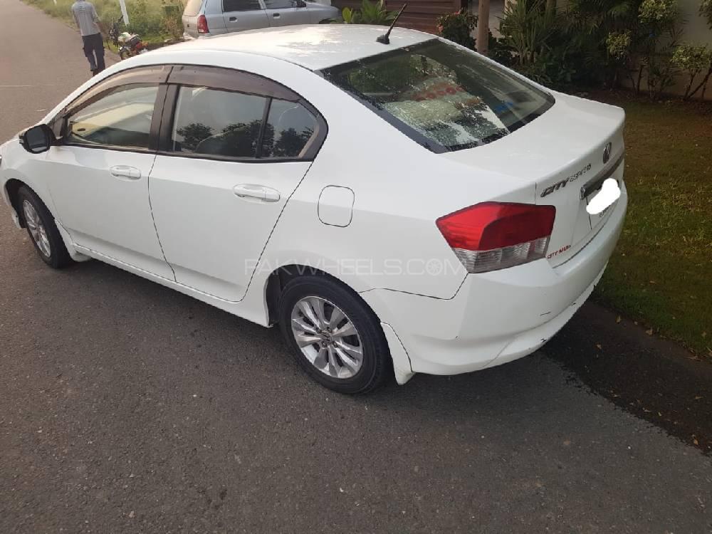 Honda City 2013 for Sale in Lahore Honda City 2013 for Sale in Lahore Image-4