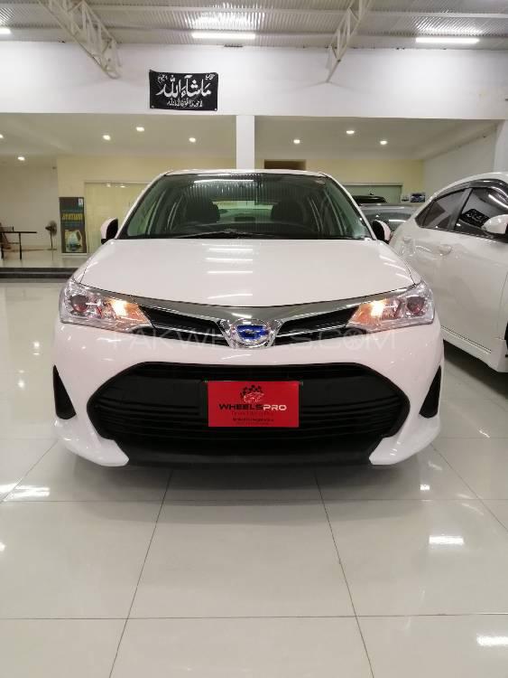 Toyota Corolla Fielder 2017 for Sale in Peshawar Image-1