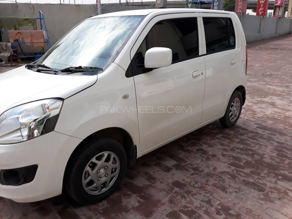 سوزوکی ویگن آر 2018 for Sale in پشاور سوزوکی ویگن آر 2018 for Sale in پشاور Image-3