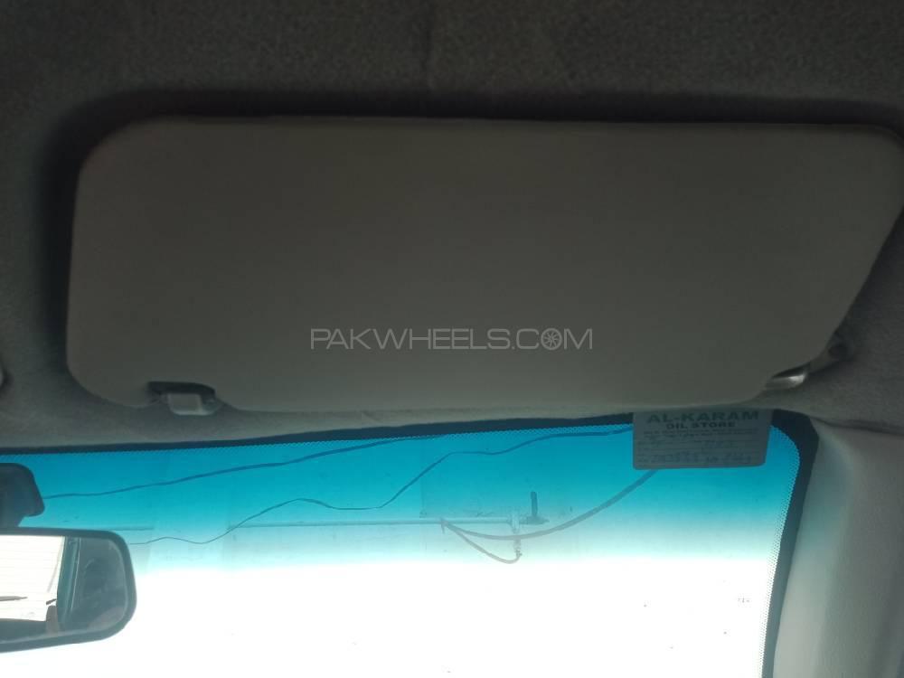 Chevrolet Exclusive 2003 for Sale in Lahore Chevrolet Exclusive 2003 for Sale in Lahore Image-10