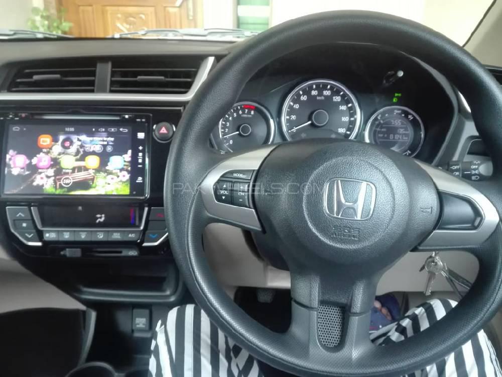 Honda BR-V 2018 for Sale in Lahore Honda BR-V 2018 for Sale in Lahore Image-9