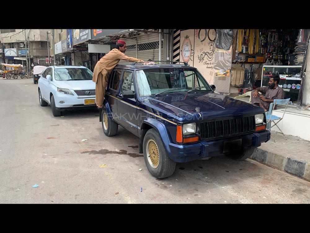 جیپ چیروکی 1996 for Sale in کراچی Image-1
