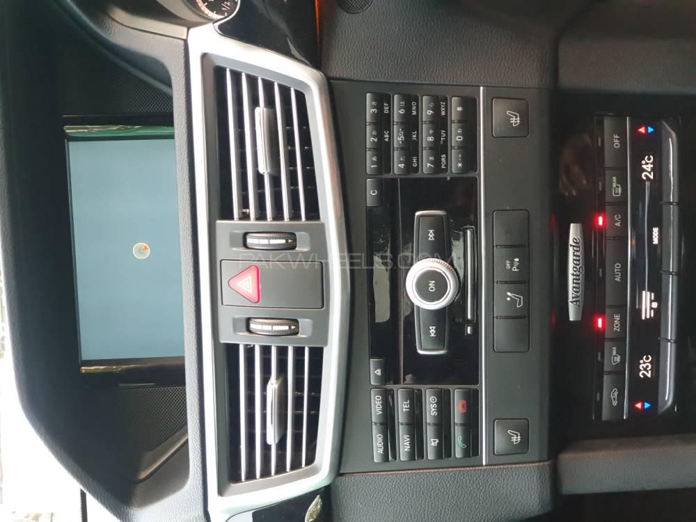 Mercedes Benz E Class 2011 for Sale in Islamabad Mercedes Benz E Class 2011 for Sale in Islamabad Image-17