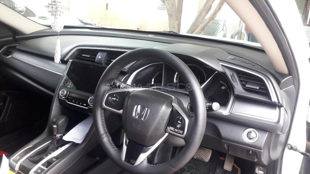 Honda Civic 2017 for Sale in Bahawalpur Honda Civic 2017 for Sale in Bahawalpur Image-4
