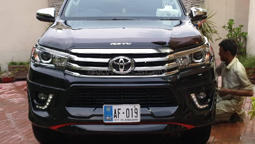 Toyota Hilux 2018 for Sale in Kohat Toyota Hilux 2018 for Sale in Kohat Image-3