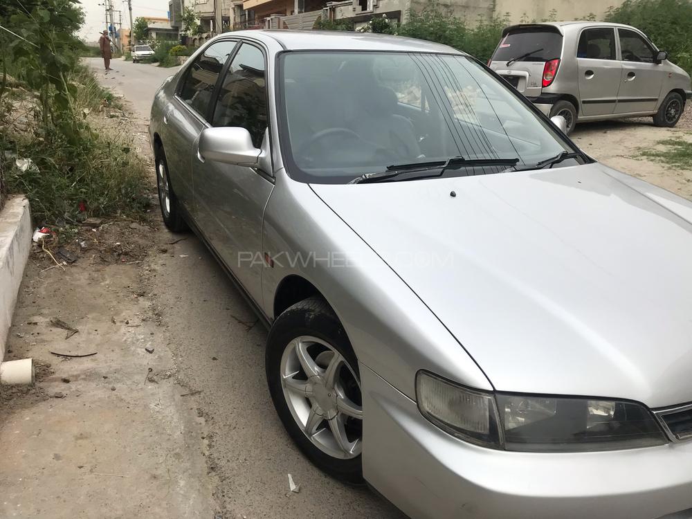 Honda Accord 1998 for Sale in Islamabad Image-1