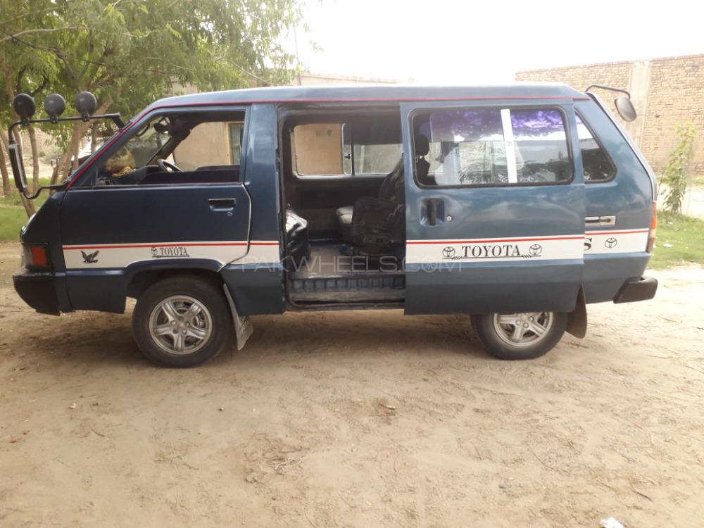Toyota Town Ace 1986 for Sale in Khushab Image-1