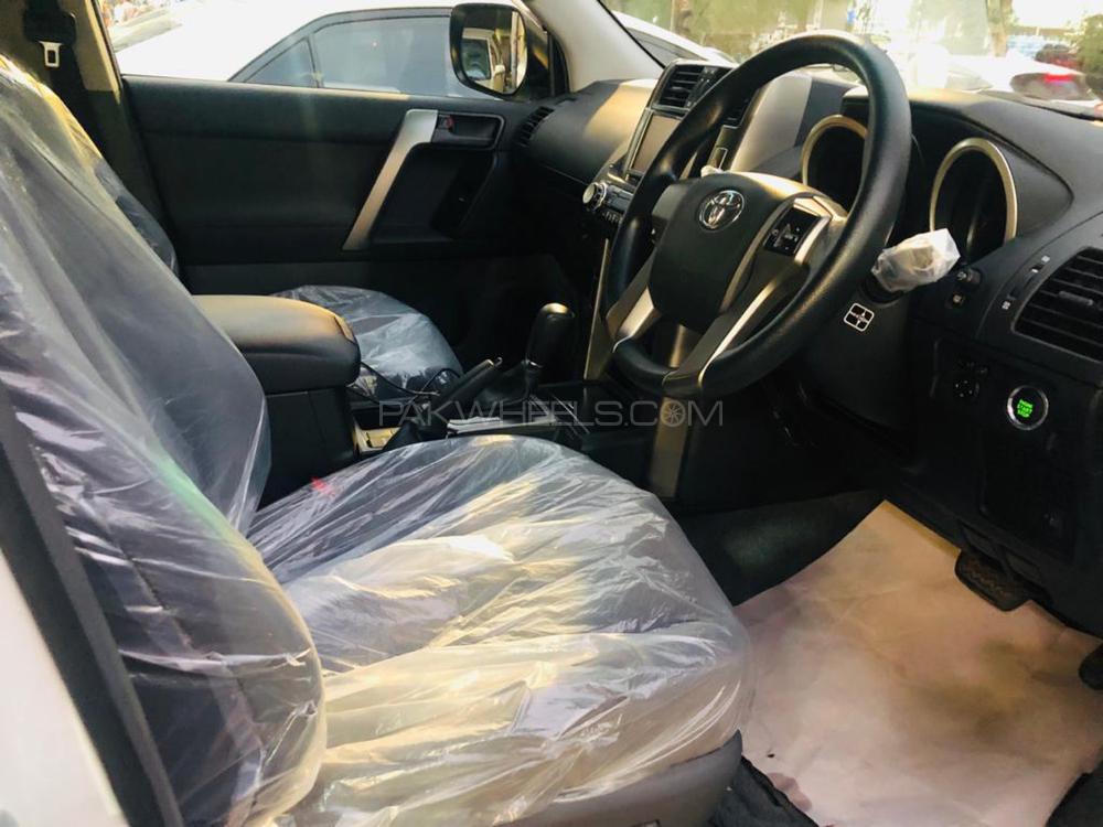 Toyota Prado 2010 for Sale in Karachi Toyota Prado 2010 for Sale in Karachi Image-4