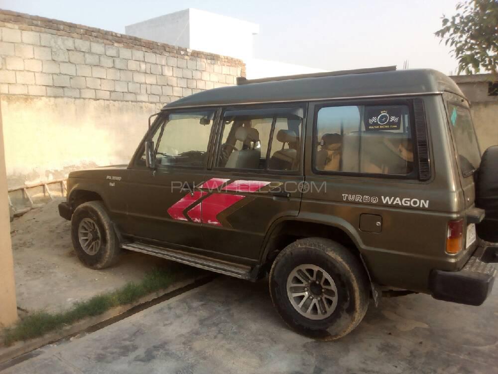 Mitsubishi Pajero 1984 for Sale in Attock Mitsubishi Pajero 1984 for Sale in Attock Image-8