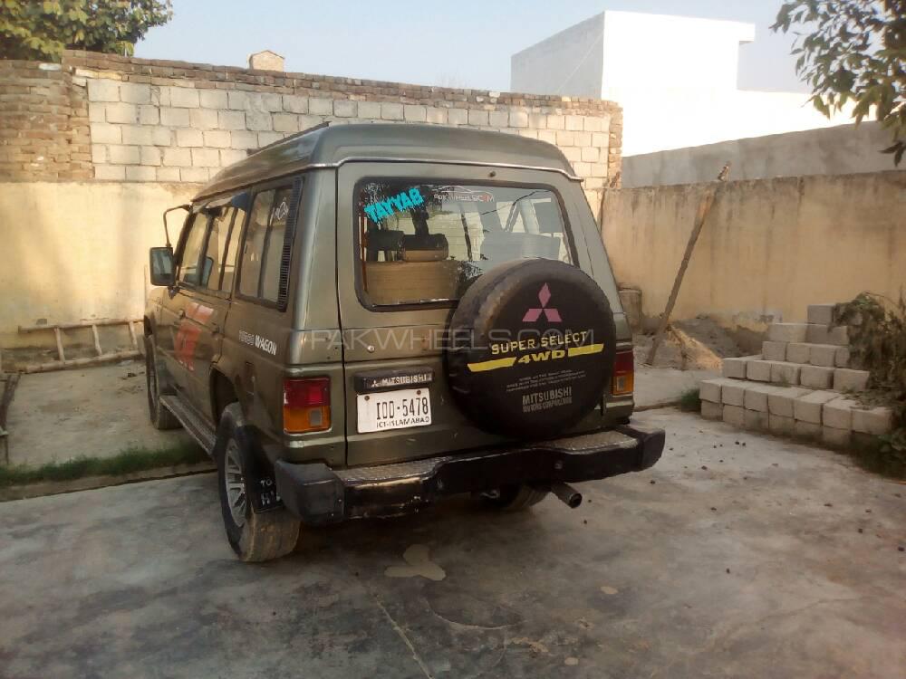 Mitsubishi Pajero 1984 for Sale in Attock Mitsubishi Pajero 1984 for Sale in Attock Image-7