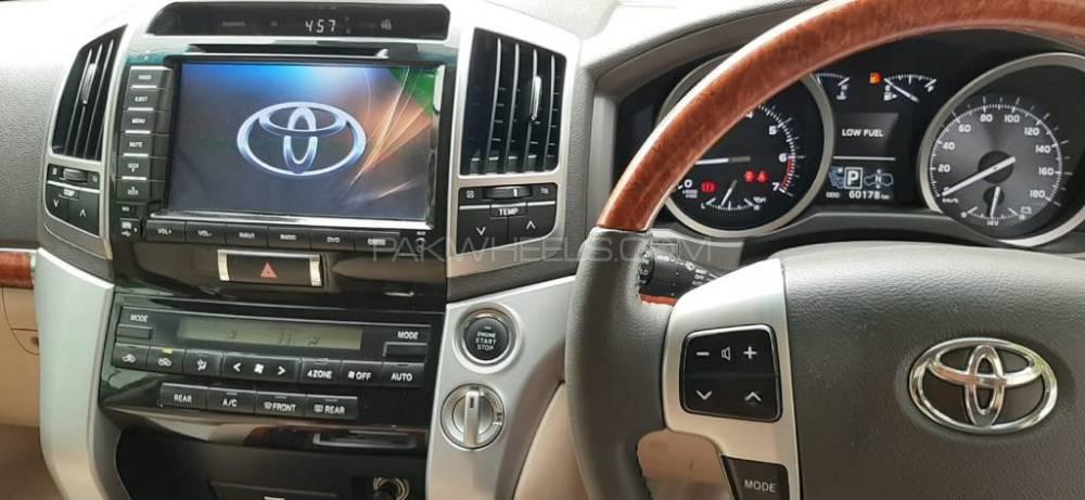 Toyota Land Cruiser 2013 for Sale in Karachi Toyota Land Cruiser 2013 for Sale in Karachi Image-7