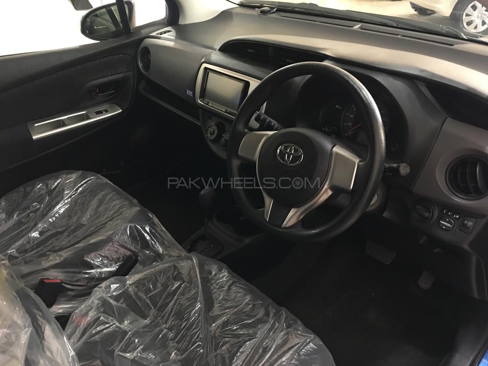 Toyota Vitz 2015 for Sale in Multan Toyota Vitz 2015 for Sale in Multan Image-5