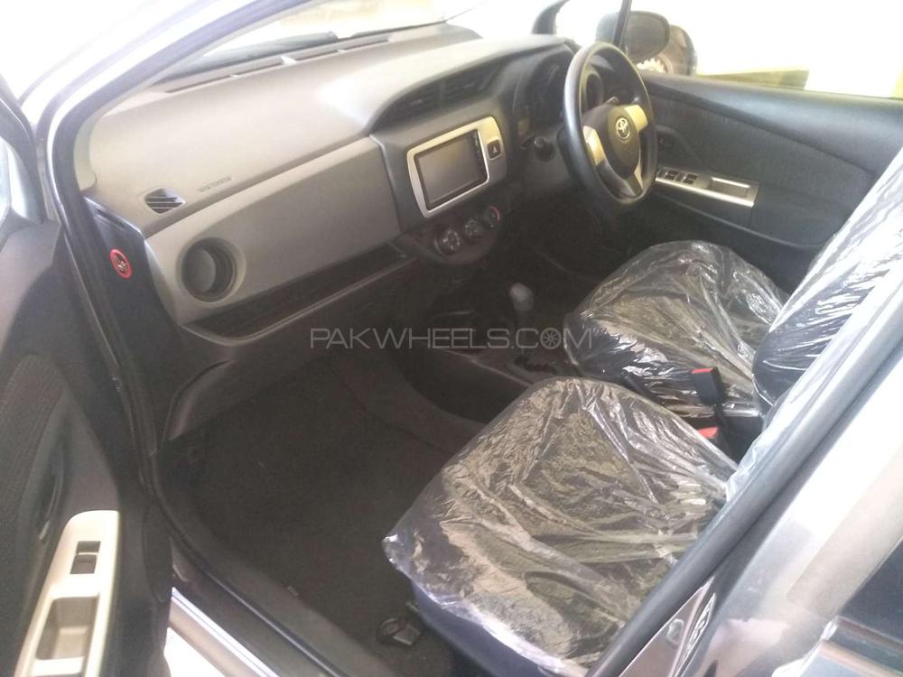 Toyota Vitz 2015 for Sale in Multan Toyota Vitz 2015 for Sale in Multan Image-4