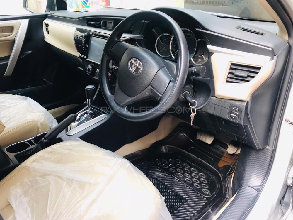 Toyota Corolla 2016 for Sale in Sialkot Toyota Corolla 2016 for Sale in Sialkot Image-10