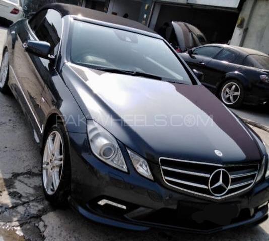 Mercedes Benz E Class Cabriolet 2010 for Sale in Islamabad Image-1