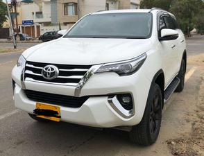 Slide_toyota-fortuner-2-8-sigma-2019-31541628