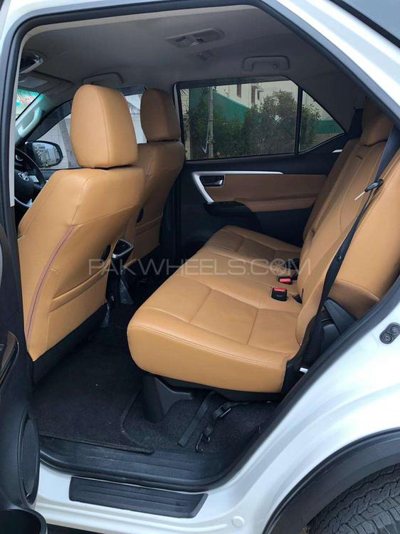 Toyota Fortuner 2019 for Sale in Karachi Toyota Fortuner 2019 for Sale in Karachi Image-7