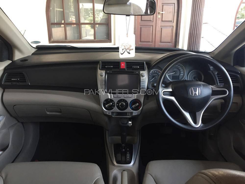 Honda City 2015 for Sale in Faisalabad Honda City 2015 for Sale in Faisalabad Image-9
