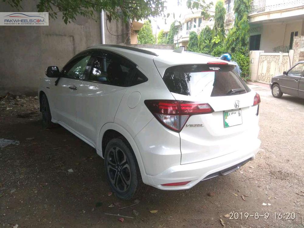 Honda Vezel 2014 for Sale in Lahore Honda Vezel 2014 for Sale in Lahore Image-3
