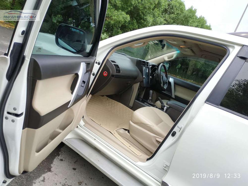 Toyota Prado 2011 for Sale in Lahore Toyota Prado 2011 for Sale in Lahore Image-8