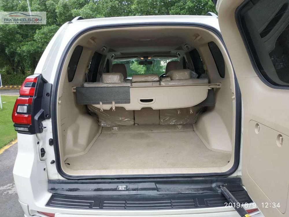 Toyota Prado 2011 for Sale in Lahore Toyota Prado 2011 for Sale in Lahore Image-16