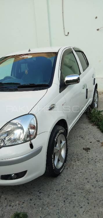 Toyota Vitz 2000 for Sale in Swat Toyota Vitz 2000 for Sale in Swat Image-4
