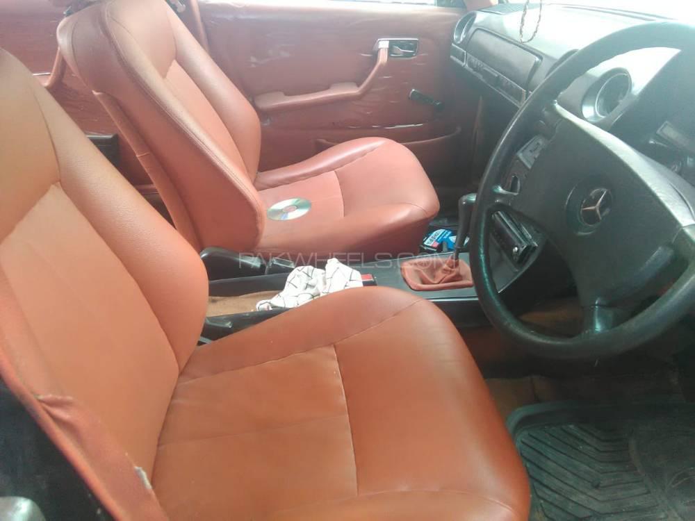 Mercedes Benz Se 220 1977 for Sale in Rawalpindi Mercedes Benz Se 220 1977 for Sale in Rawalpindi Image-6