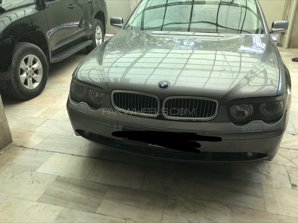 BMW 7 Series 2004 for Sale in Peshawar Image-1