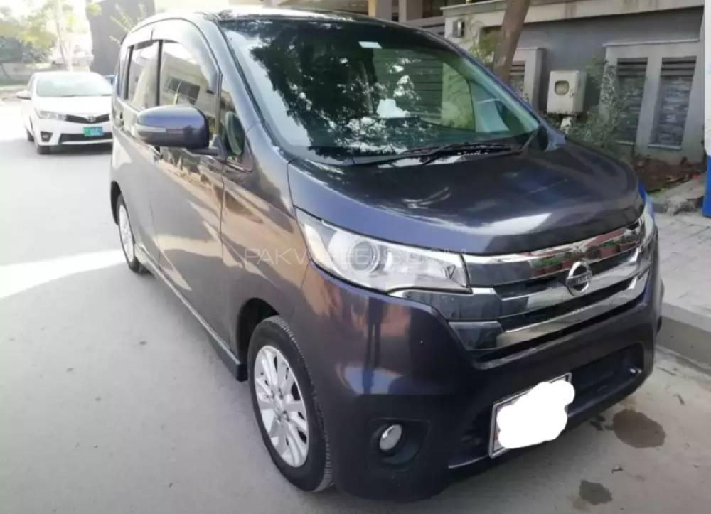 Nissan Dayz Highway Star 2014 for Sale in Sargodha Nissan Dayz Highway Star 2014 for Sale in Sargodha Image-2