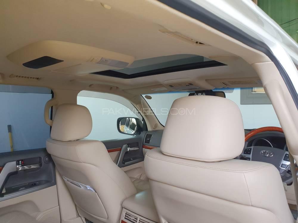 Toyota Land Cruiser 2012 for Sale in Islamabad Toyota Land Cruiser 2012 for Sale in Islamabad Image-7