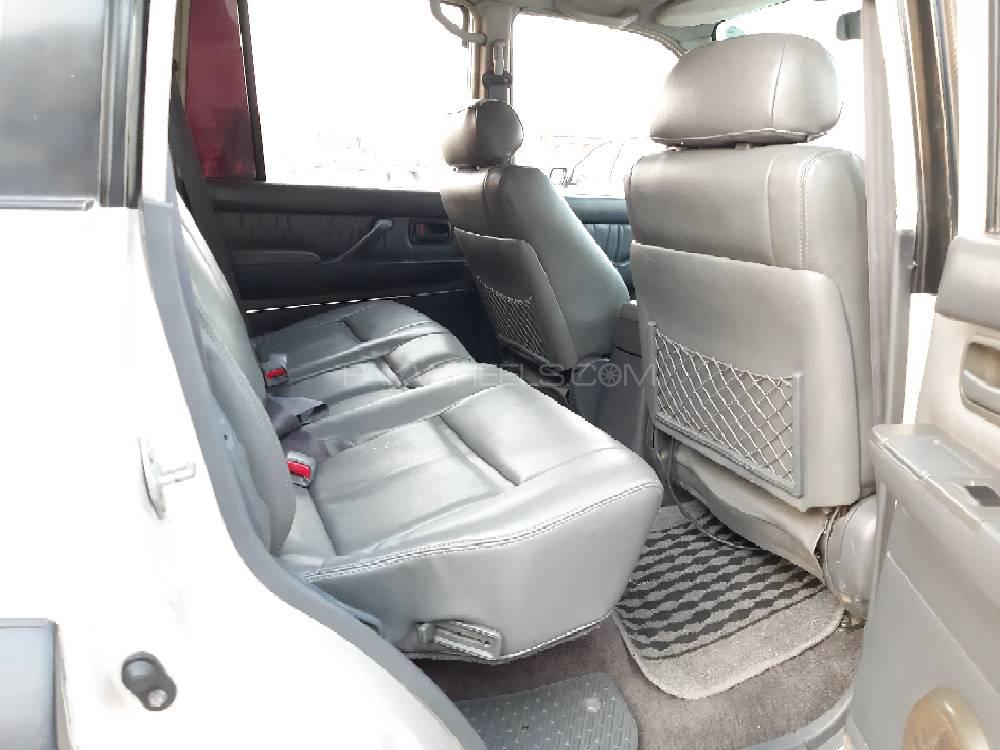 Toyota Land Cruiser 1995 for Sale in Peshawar Toyota Land Cruiser 1995 for Sale in Peshawar Image-10