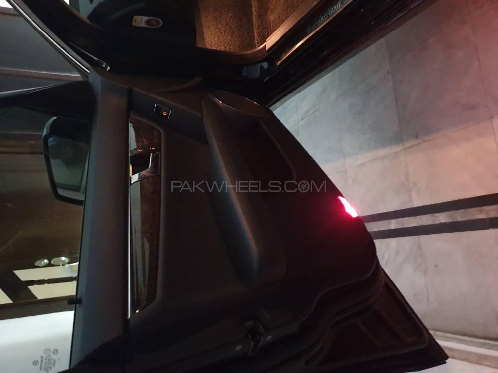 Mercedes Benz C Class 2009 for Sale in Lahore Mercedes Benz C Class 2009 for Sale in Lahore Image-10