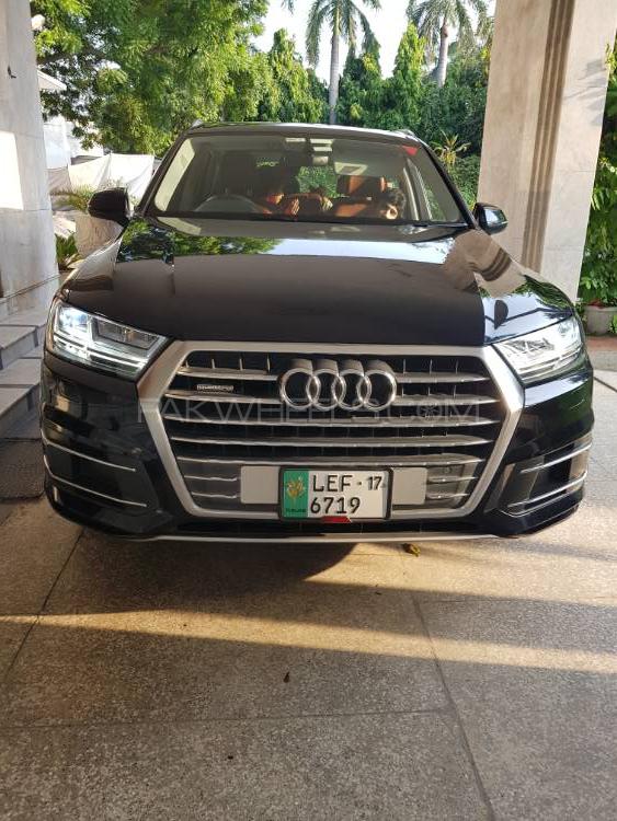 Audi Q7 2017 for Sale in Lahore Image-1