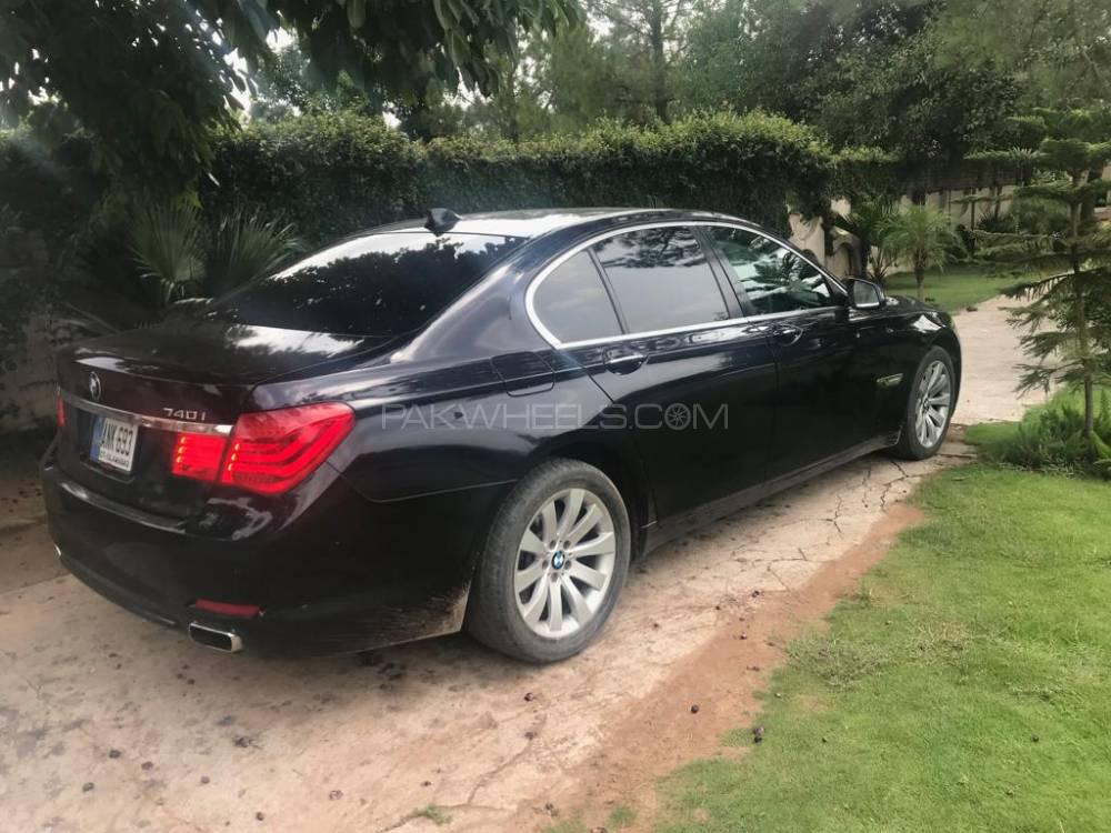 Bmw 740 2009