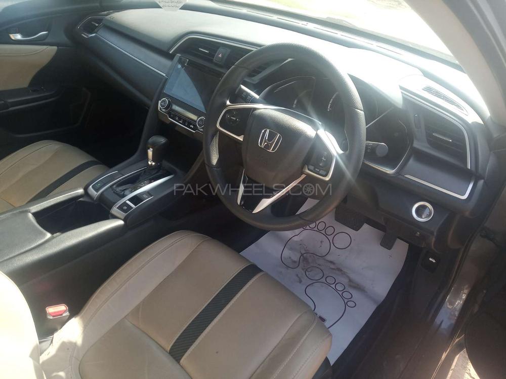 Honda Civic 2018 for Sale in Gujranwala Honda Civic 2018 for Sale in Gujranwala Image-7