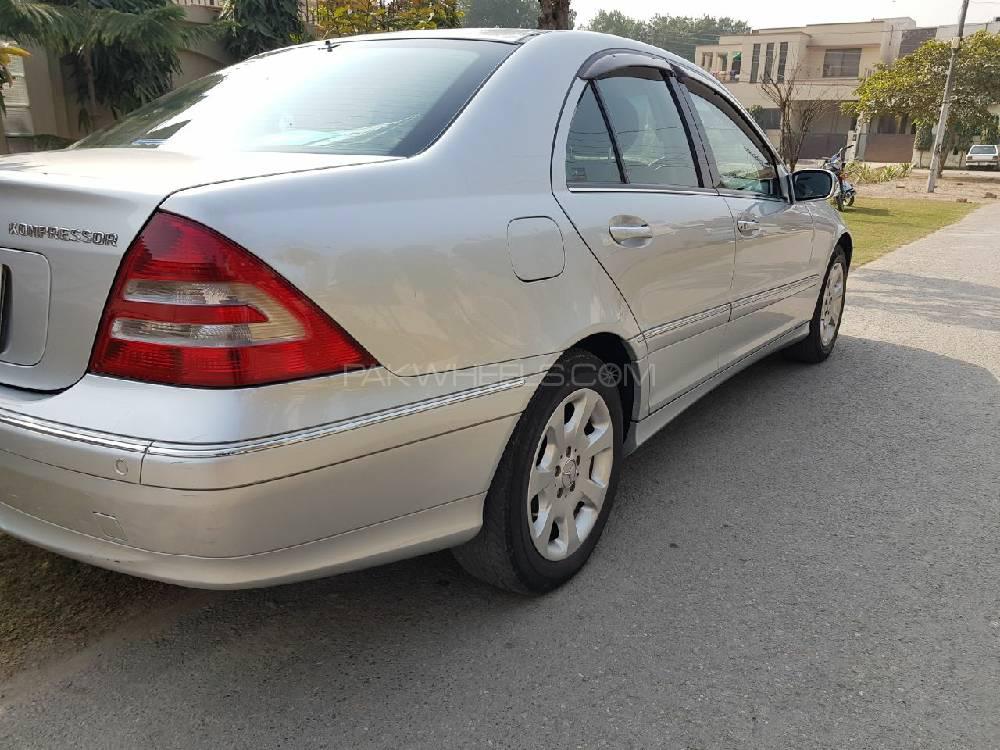 Mercedes Benz C Class 2007 for Sale in Lahore Mercedes Benz C Class 2007 for Sale in Lahore Image-9