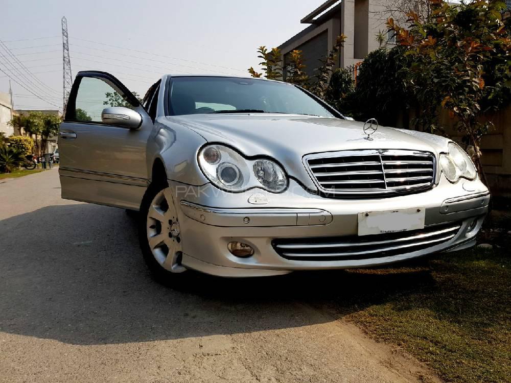 Mercedes Benz C Class 2007 for Sale in Lahore Mercedes Benz C Class 2007 for Sale in Lahore Image-12