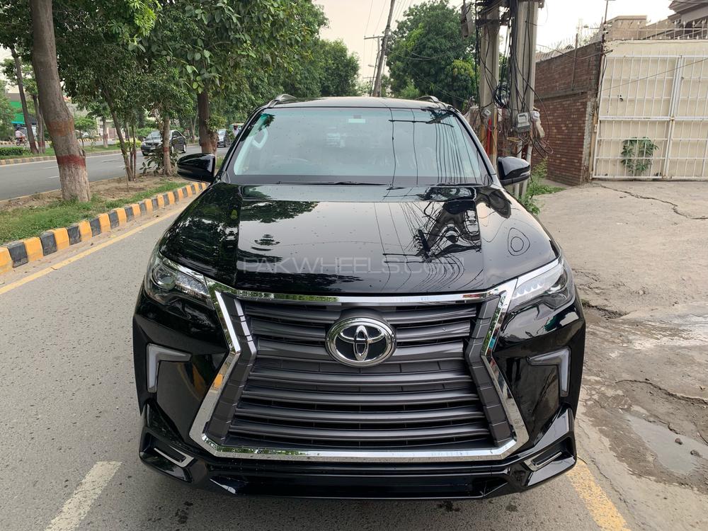 ٹویوٹا فورچیونر 2019 for Sale in لاہور Image-1