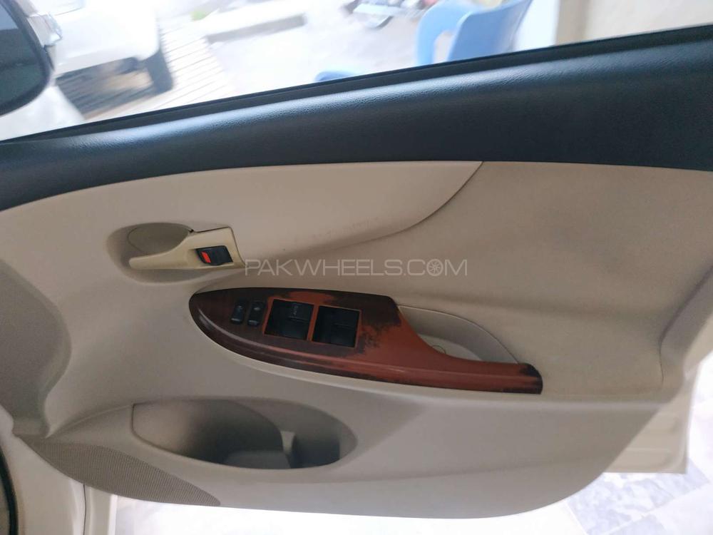 Toyota Corolla 2014 for Sale in Peshawar Toyota Corolla 2014 for Sale in Peshawar Image-8