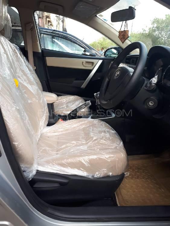 Toyota Corolla 2016 for Sale in Karachi Toyota Corolla 2016 for Sale in Karachi Image-9